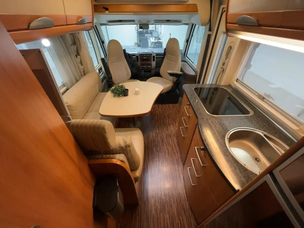 HYMER-ERIBA B 660 SL - Ansicht 9